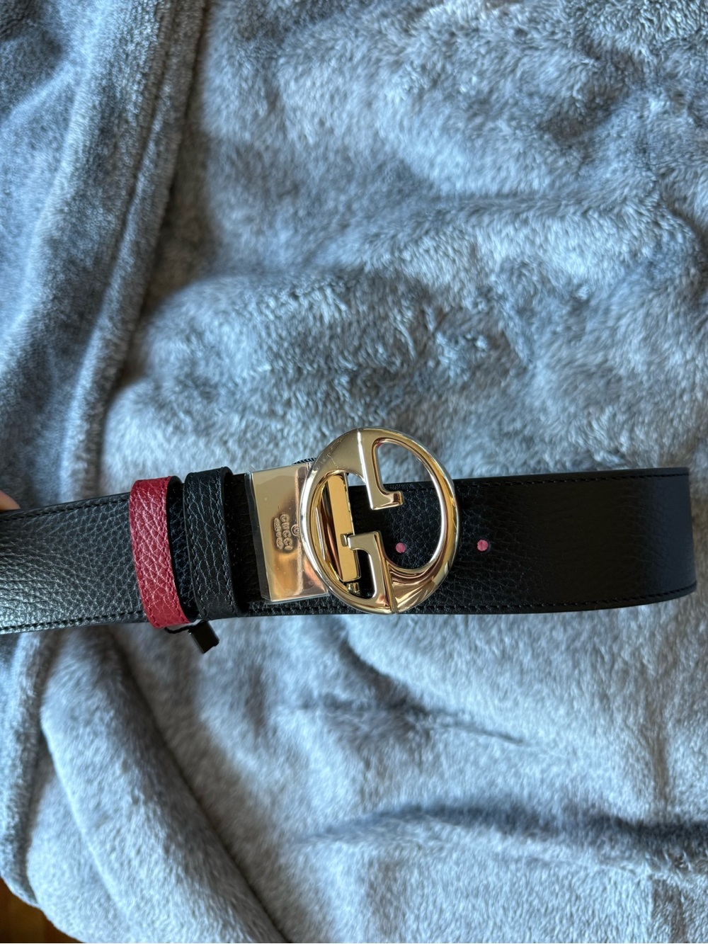Gucci Women’s Reversible Black or Red Leather Belt with Silver GG Buckle